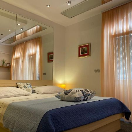 וודיצה Studio Apartment And Rooms Adria מראה חיצוני תמונה