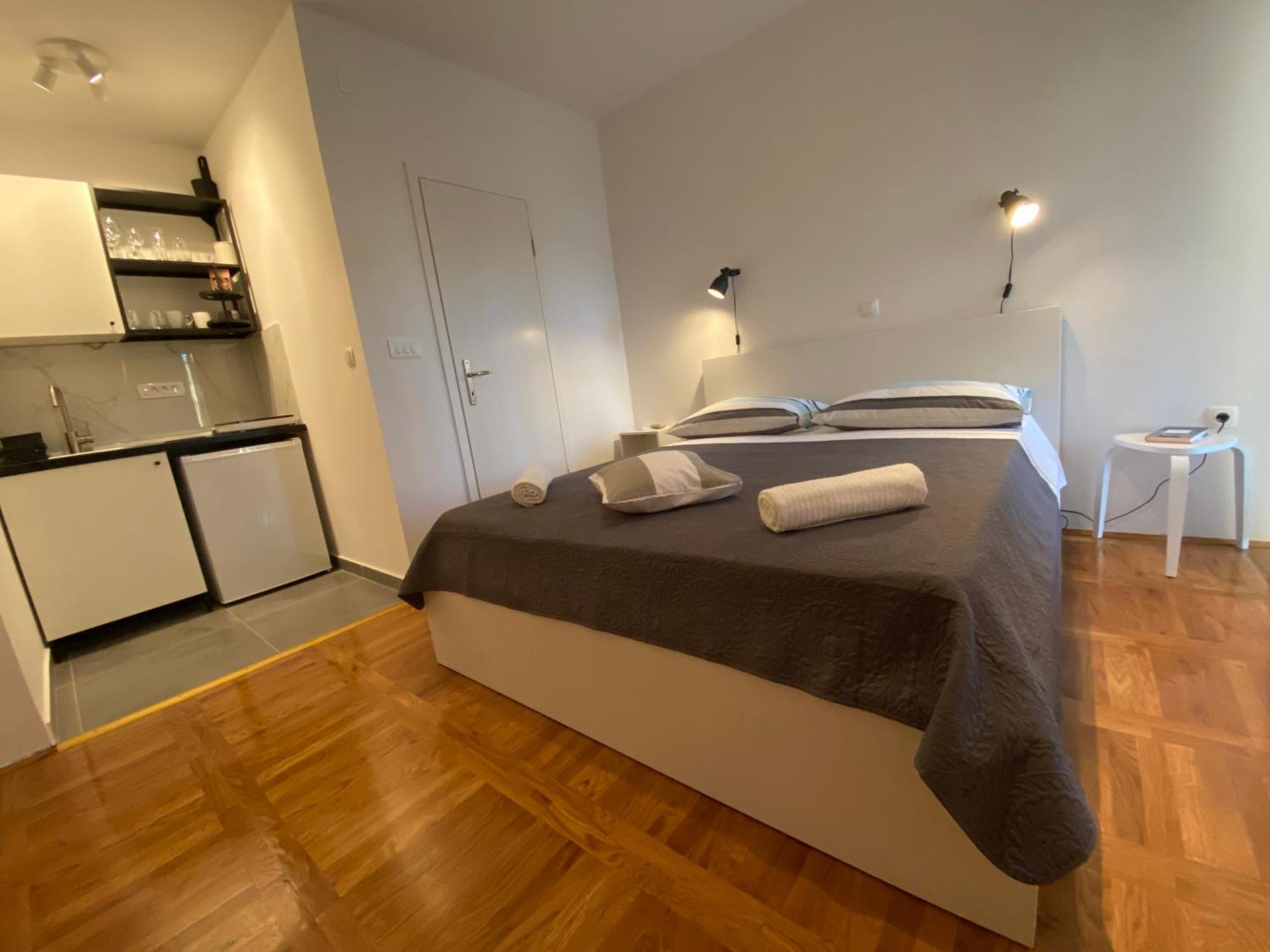 וודיצה Studio Apartment And Rooms Adria מראה חיצוני תמונה