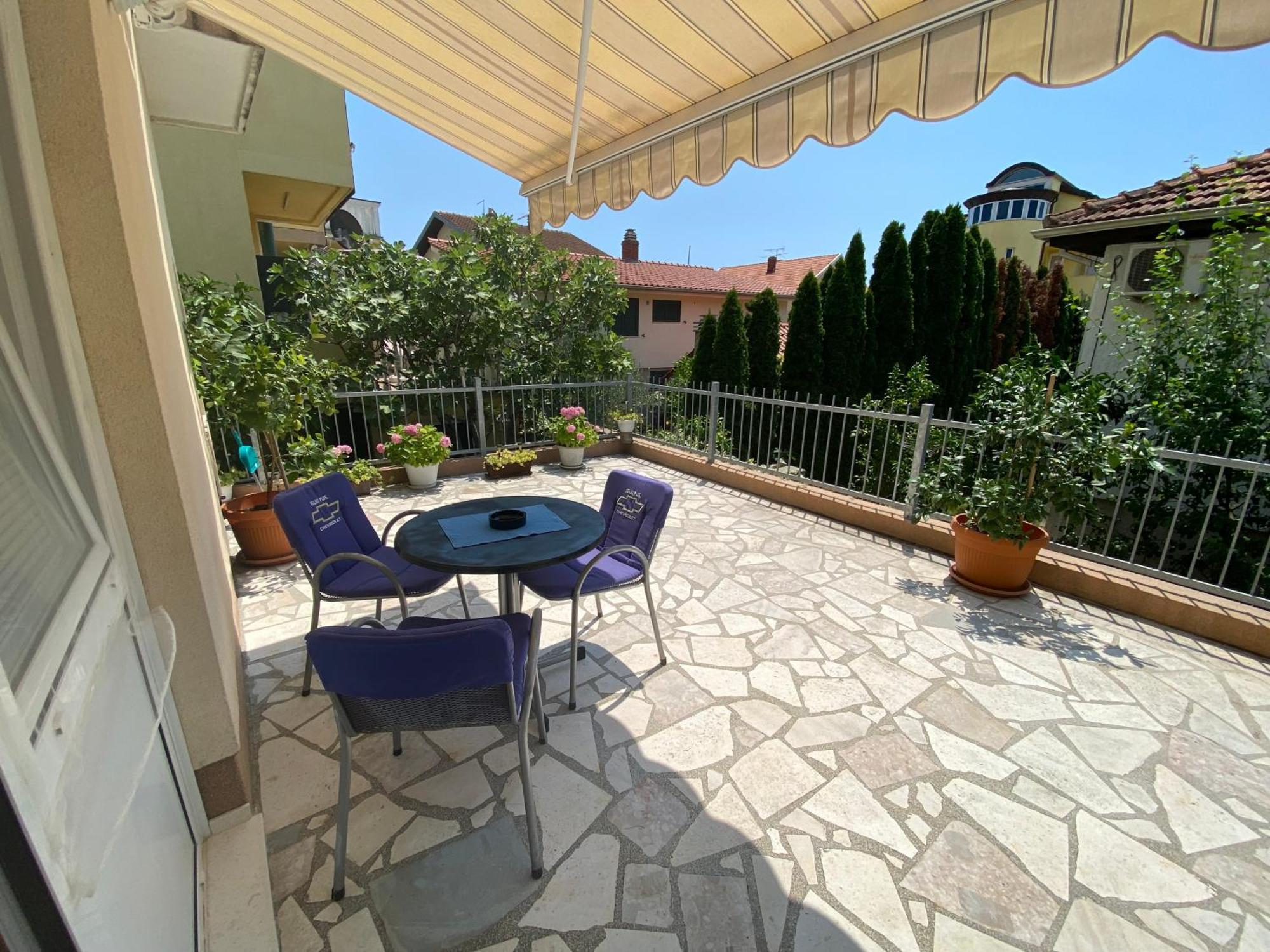 וודיצה Studio Apartment And Rooms Adria מראה חיצוני תמונה