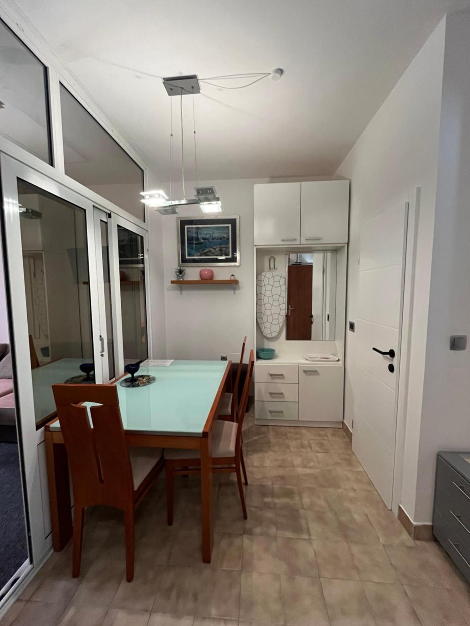 וודיצה Studio Apartment And Rooms Adria מראה חיצוני תמונה