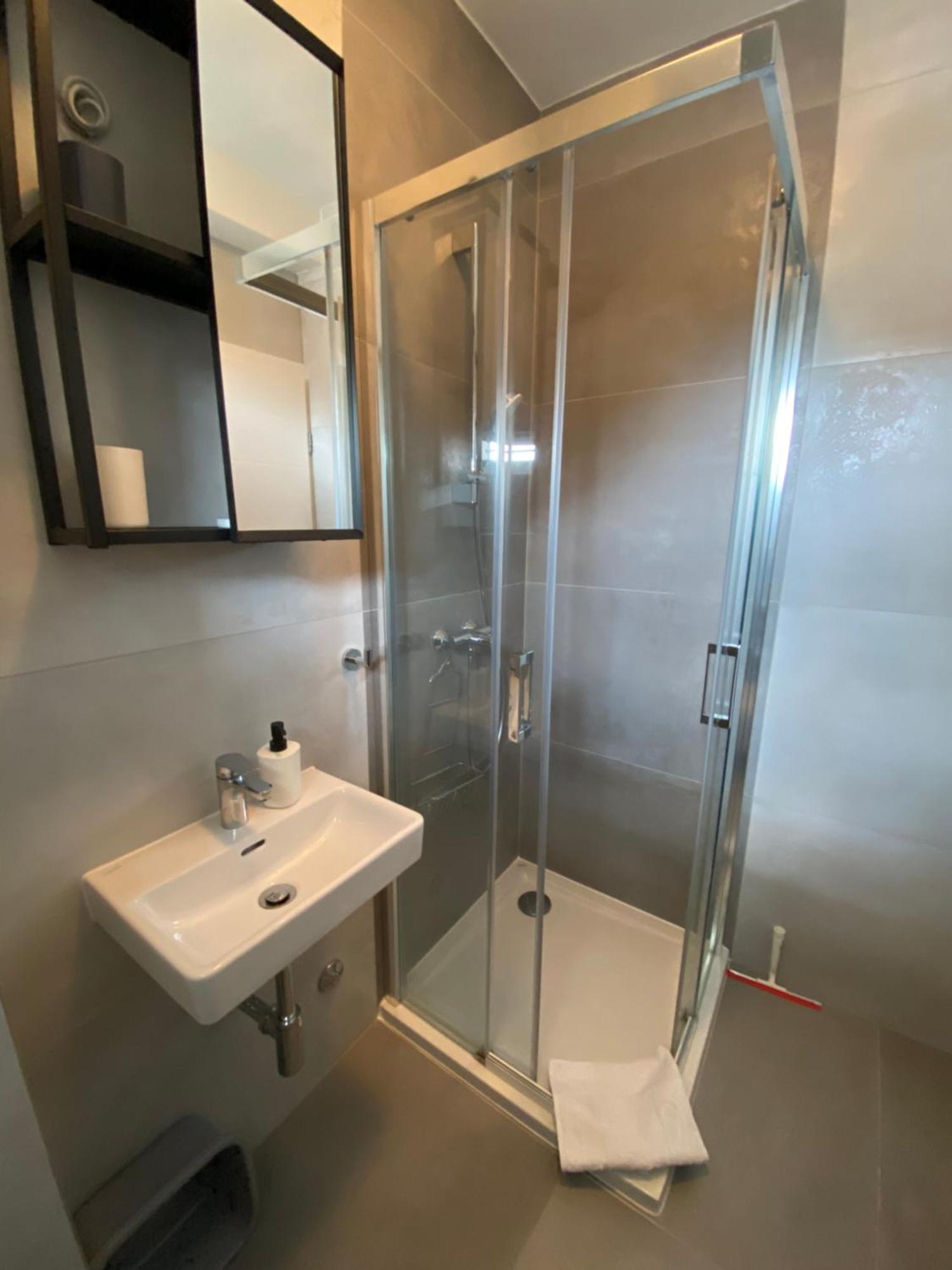 וודיצה Studio Apartment And Rooms Adria מראה חיצוני תמונה